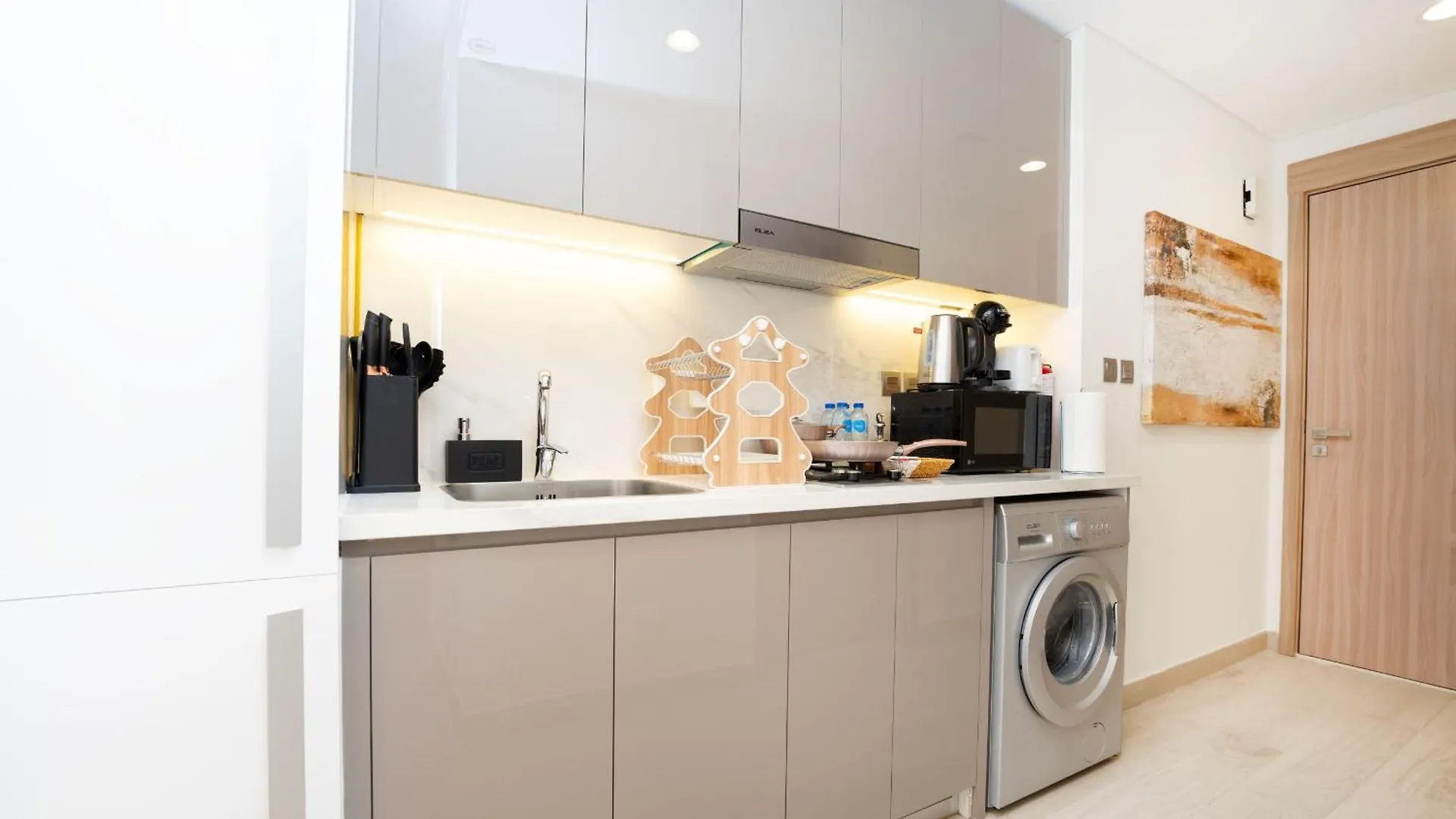 Apartamento Easygo - Azizi Riviera 9 Bright Studio Dubái